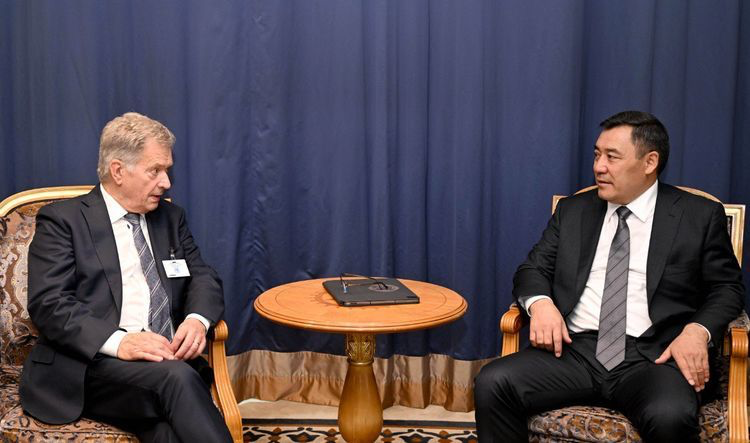 President Sadyr Japarov of Kyrgyzstan with Finnish President Sauli Niinistö